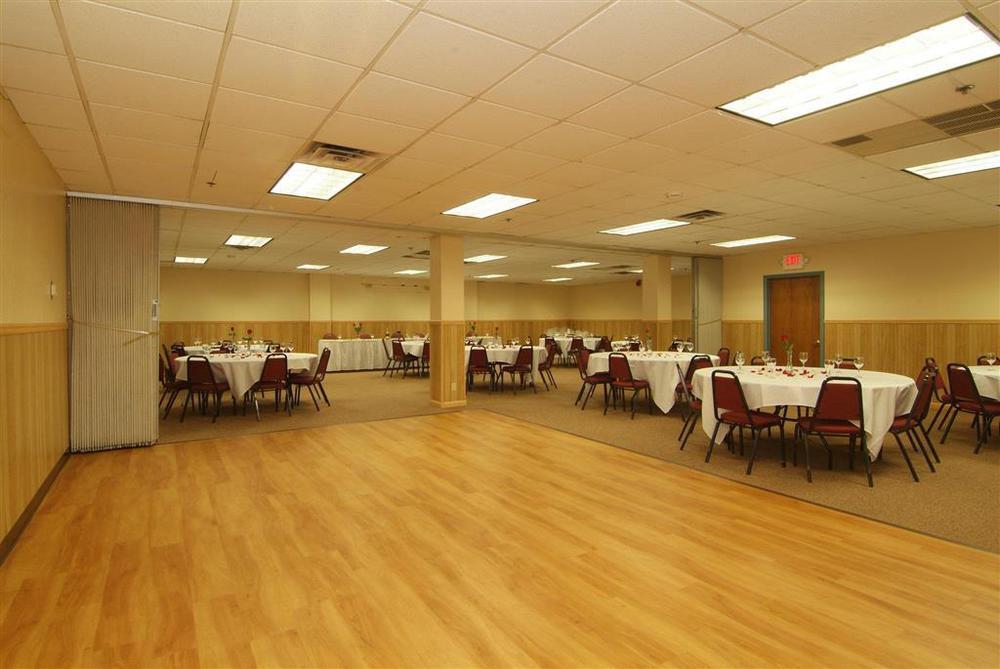 Townhouse Inn غريت فولز، مونتانا المطعم الصورة